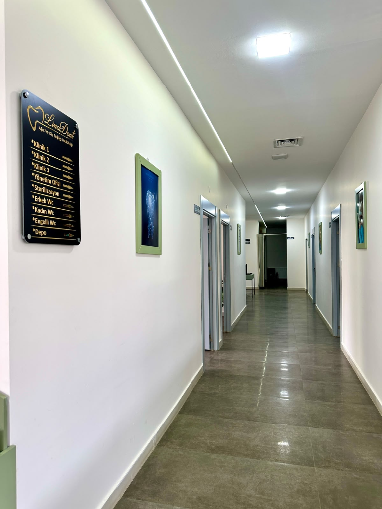 LinaDent Klinik Koridoru